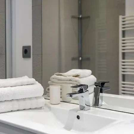 Luxueux 4 Pieces, Terrasse 120m2 Vue Da Rocha Lägenhet