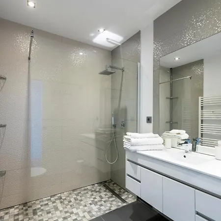 Lägenhet Luxueux 4 Pieces, Terrasse 120m2 Vue Da Rocha *